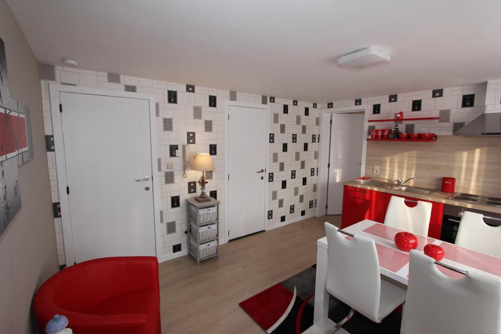 Skyline Apartment อีปส์ ห้อง รูปภาพ