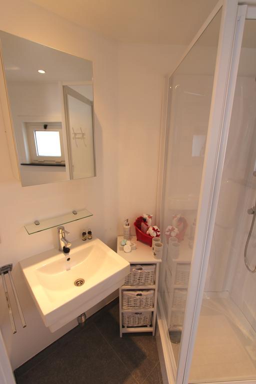 Skyline Apartment อีปส์ ห้อง รูปภาพ